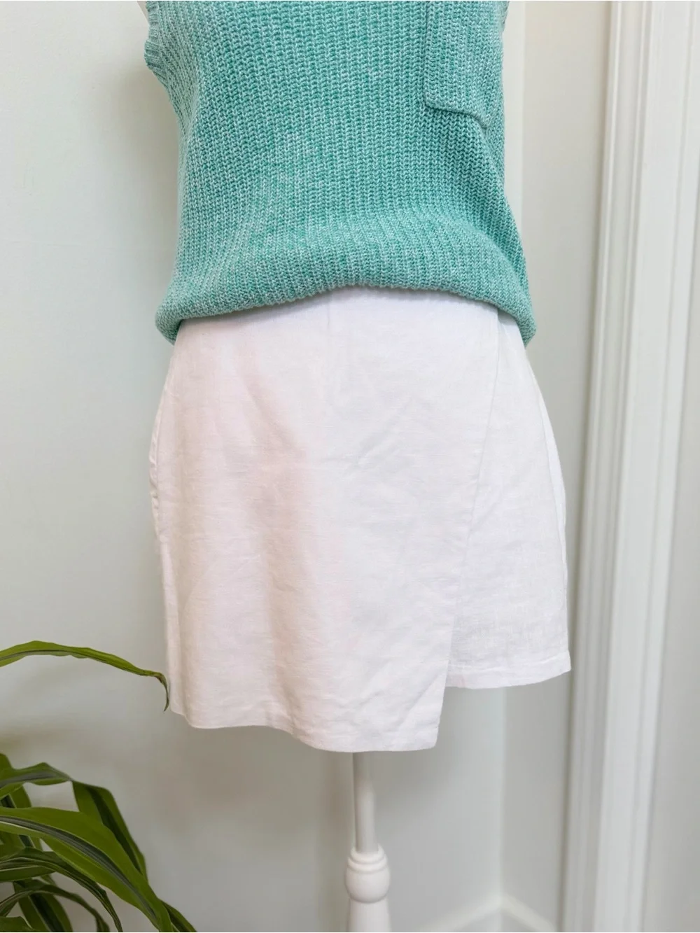 Abercrombie & Fitch White Linen Blend Skort Shorts Women’s Small NWT - Picture 2 of 10
